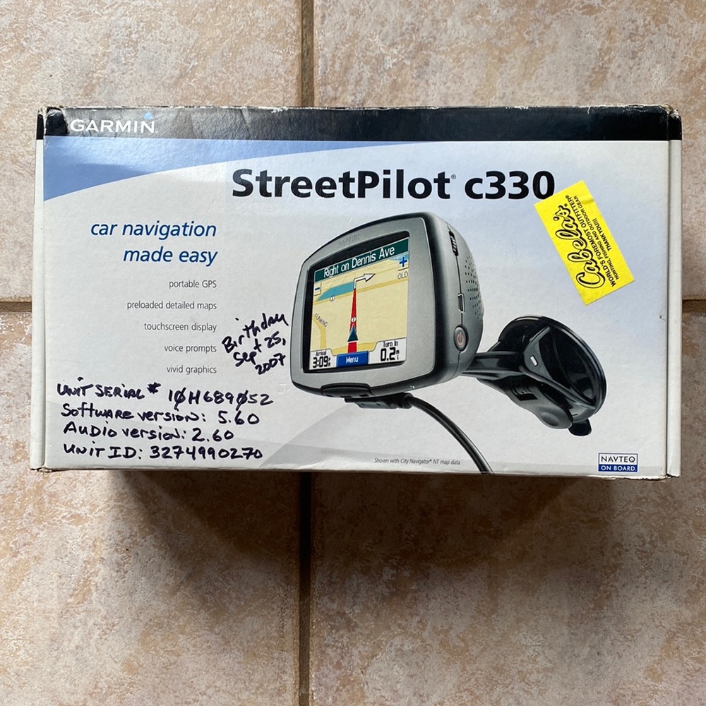 Vintage Garmin car navigation street pilot C330